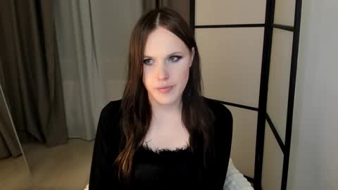 Effie Mur online show from March 2026 08:59:02 PM