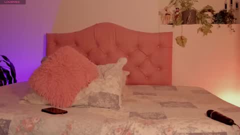 Snapshot of effy_cb chatting on March 2025 08:44:01 AM effy online show from March 2025 08:44:01 AM