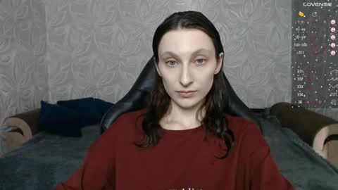 Snapshot of effy_gray chatting on July 2026 12:17:01 AM Anna online show from July 2026 12:17:01 AM