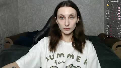 Snapshot of effy_gray chatting on July 2026 07:52:01 PM Anna online show from July 2026 07:52:01 PM
