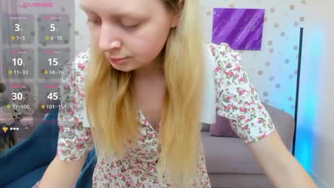 Effy online show from March 2025 09:13:01 AM