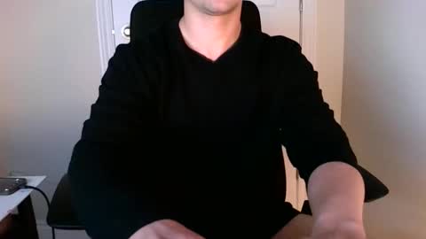 ehhchris online show from April 2026 12:02:02 AM