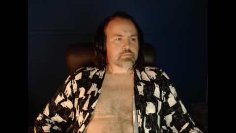 Snapshot of ehmac84 chatting on October 2025 10:54:02 PM Eh Mac online show from October 2025 10:54:02 PM