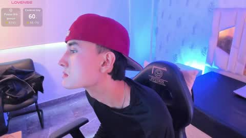 eidan_tay online show from May 2026 12:34:02 PM