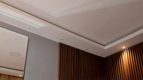 Eilin online show from February 2025 12:54:01 PM