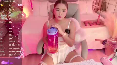 eimy__2 online show from July 2026 05:03:01 AM