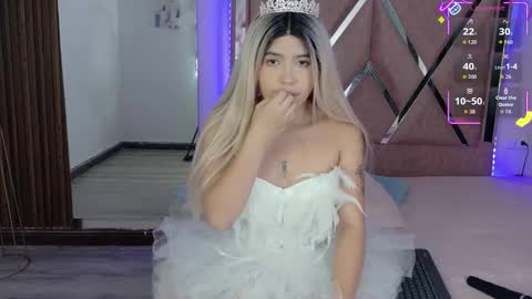 eimyaniston cute online show from October 2025 11:44:01 AM