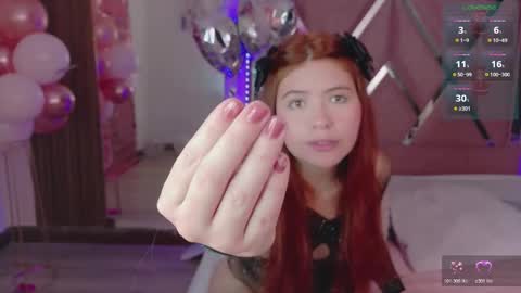 eimyaniston cute online show from December 2025 12:01:02 PM