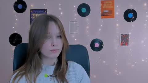 Snapshot of eira_mouse chatting on February 2026 12:30:02 PM Sweet Eira online show from February 2026 12:30:02 PM