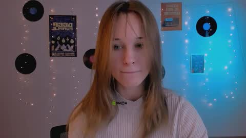 Snapshot of eira_mouse chatting on February 2026 09:54:01 AM Sweet Eira online show from February 2026 09:54:01 AM