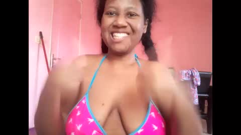 Eirondra Valeen online show from November 2025 11:10:02 AM