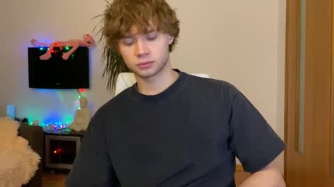 Eitan online show from December 2024 02:14:02 PM