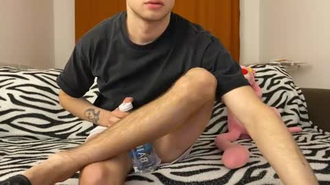 Eitan online show from January 2025 01:52:02 PM