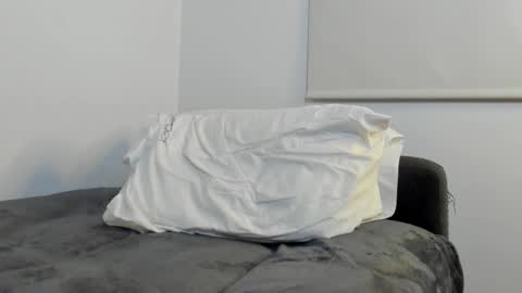 EITHAN CONOR online show from March 2026 03:12:01 AM