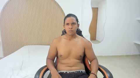 Snapshot of ekko_s chatting on May 2026 11:28:01 AM ekko_s online show from May 2026 11:28:01 AM