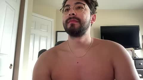 Snapshot of el_bonbon_rico chatting on May 2026 04:35:02 PM el bonbon rico online show from May 2026 04:35:02 PM