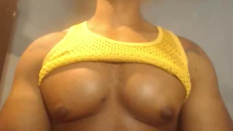 Snapshot of el_vecino_m chatting on February 2026 05:58:02 AM el_vecino_m online show from February 2026 05:58:02 AM