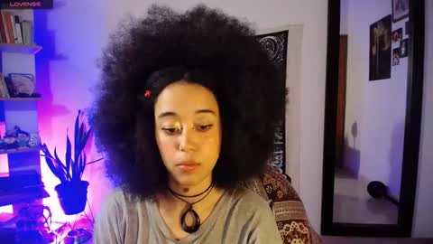 Ela  Help me reach 100 thumbs up online show from February 2026 05:36:02 AM