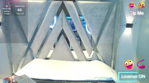 elaine87_ online show from November 2025 11:07:02 PM