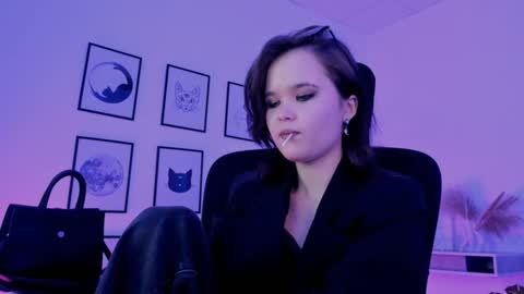 Your sweet girl online show from December 2024 02:10:02 AM