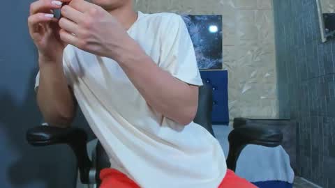 Snapshot of elangiraldo chatting on May 2026 11:34:01 PM Elan Giralon online show from May 2026 11:34:01 PM