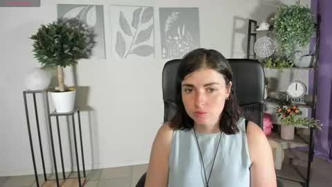 Snapshot of elara_starfall chatting on July 2026 05:31:02 AM Marta online show from July 2026 05:31:02 AM
