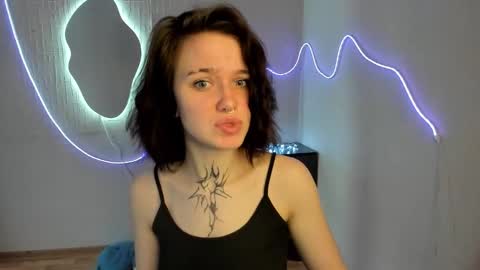 elastikiss online show from March 2026 04:18:02 AM