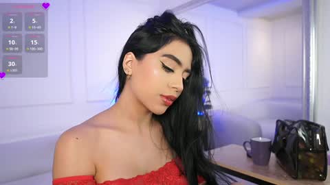 Elasummeer online show from January 2025 02:39:01 PM