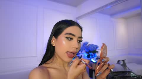 Elasummeer online show from February 2025 11:49:02 AM