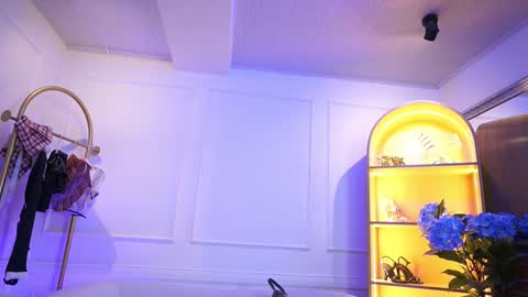 Elasummeer online show from September 2025 11:54:01 AM