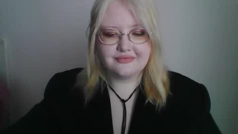 elayne_sweet online show from March 2026 08:09:01 AM