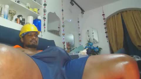 Snapshot of elcaballeroblack chatting on February 2026 05:06:02 AM elcaballeroblack online show from February 2026 05:06:02 AM