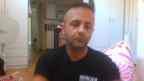 daniel18cmx online show from November 2025 01:55:01 AM
