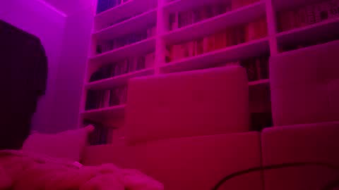 elcortez90s online show from January 2026 05:00:01 AM