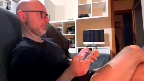 Eldiablo844 online show from February 2025 05:37:01 PM