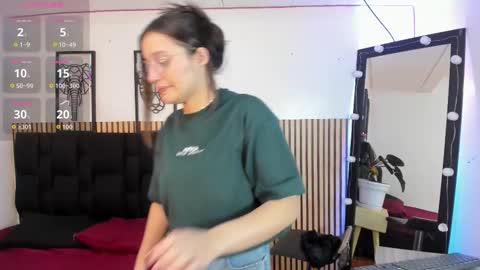 Elecktra online show from November 2025 07:59:02 PM