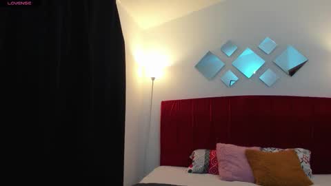 electra__moon online show from October 2025 02:01:01 AM