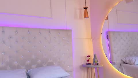 ELECTRA  online show from September 2025 07:26:02 PM