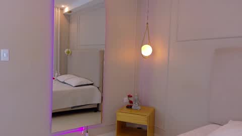 ELECTRA  online show from April 2026 09:39:33 PM