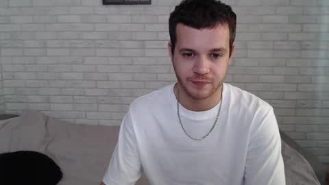 Alex online show from October 2025 06:44:02 AM