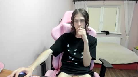 eleganc3 online show from October 2025 07:10:02 PM