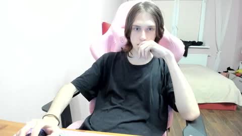 eleganc3 online show from October 2025 07:25:02 PM