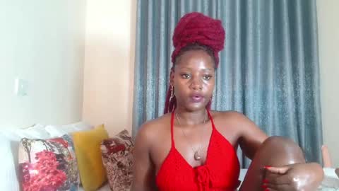 Snapshot of elegant_ebony chatting on December 2024 11:38:01 AM Nika online show from December 2024 11:38:01 AM