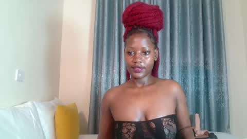 Snapshot of elegant_ebony chatting on December 2024 12:40:02 AM Nika online show from December 2024 12:40:02 AM