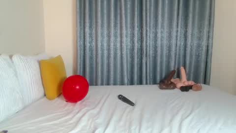 Snapshot of elegant_ebony chatting on December 2024 10:45:01 AM Nika online show from December 2024 10:45:01 AM