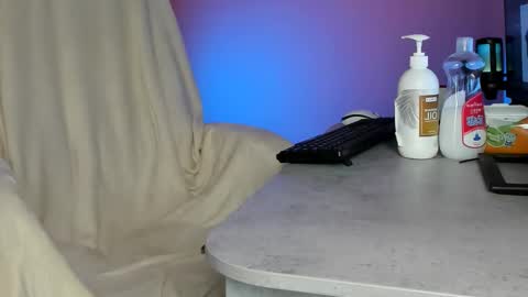 love 3d online show from November 2025 09:18:02 AM