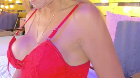 Elena online show from March 2025 07:20:02 PM