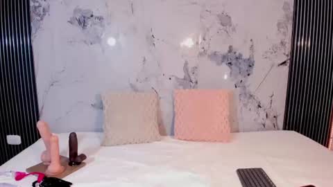 Snapshot of elena_wolff chatting on June 2026 11:32:02 AM elena_wolff online show from June 2026 11:32:02 AM