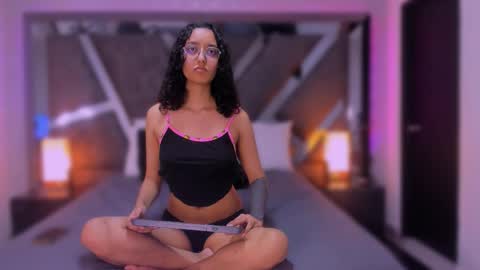 Snapshot of elenacortez chatting on December 2025 12:59:02 AM elenacortez online show from December 2025 12:59:02 AM