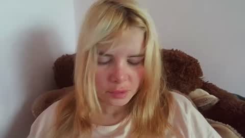 Snapshot of elenaflirt chatting on July 2026 08:11:02 AM Elena online show from July 2026 08:11:02 AM